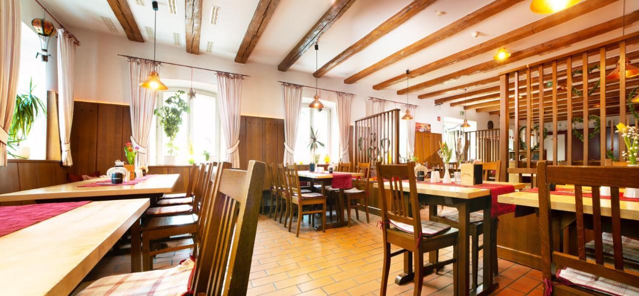Hotel Zum Alten Wirt Лангенбах Экстерьер фото